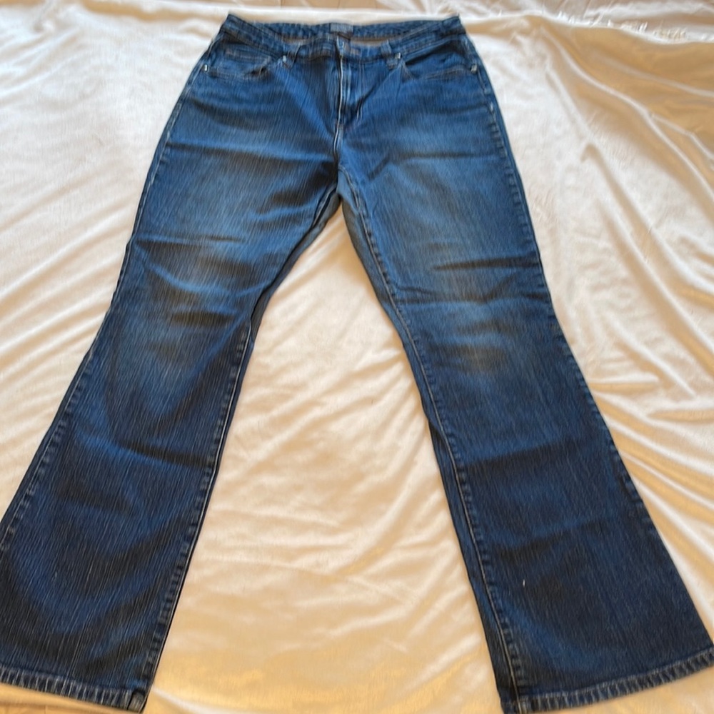 Chico’s Distressed Front Stretch Denim Jeans Size 1.5 Regular